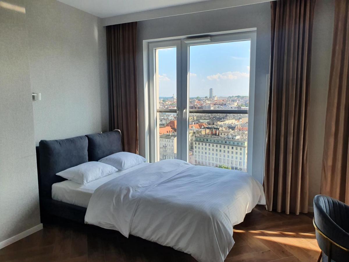 15 Pietro Sokolska 30 Towers Apartments - New - Lux - Parking - Sauna - Gym- And The Best View In Katowice Eksteriør billede